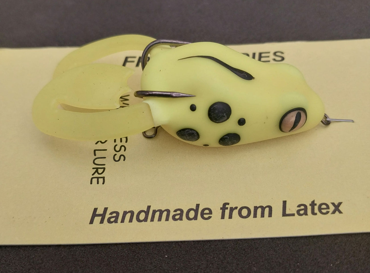 Cloga Frog Lures, 45mm Yellow Black Spot Gold Eye, Flapa